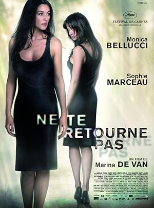 Ne te retourne pas (2009)