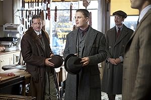 "Boardwalk Empire" What Does the Bee Do?